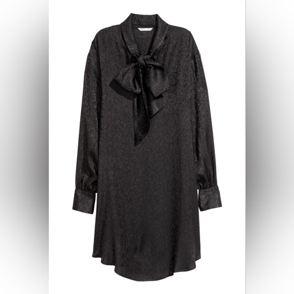 Jacquard-patterned Dress - Picture 3 of 7